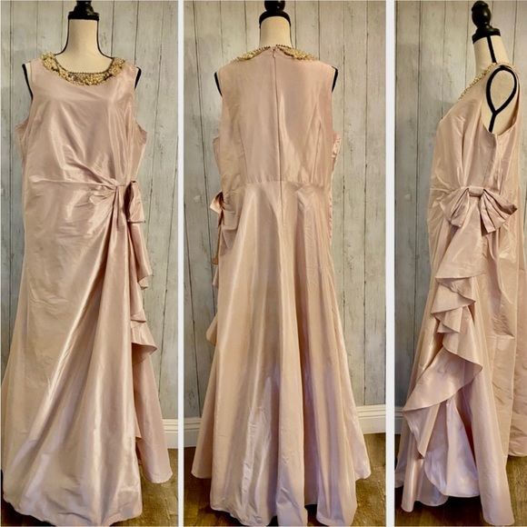 Rickie Freeman for Teri Jon Dresses & Skirts - Terry Jon Sleeveless Side Drape Ruffle Gown